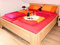 Schlafzimmer Ansicht - Ferienwohnung »Feldkieker Kiebitznest« in Greetsiel - Peter-Barfs-Str. 8 | FeWo 1 - Objekt ID 16019