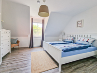 Schlafzimmer Ansicht - Ferienhaus »Liekedeeler« in Greetsiel - Klaus-Störtebeker-Weg 47 b - Objekt ID 16247