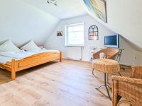 Schlafzimmer Ansicht - Ferienhaus »Brezelhuuske«  in Uttum - Lilienstraße 10 b - Objekt ID 16219