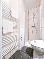 Bad Ansicht - Ferienwohnung »Kleine Krabbe«  in Greetsiel - Greetsieler Nacken 19 - Objekt ID 16241