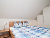 Schlafzimmer Ansicht - Ferienwohnung »De Moehlenkieker«  in Greetsiel - Edzard-Cirksena-Str. 35 | FeWo 4 - Objekt ID 16004