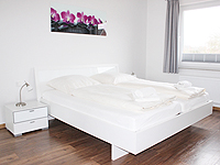 Schlafzimmer Ansicht - Ferienwohnung »Nordwind OST« in Greetsiel - Kalvarienweg 6 | FeWo 2 - Objekt ID 16183