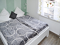 Schlafzimmer Ansicht - Ferienwohnung »Ruhrpottperle« in Greetsiel - Seezungenweg 26 - Objekt ID 16252